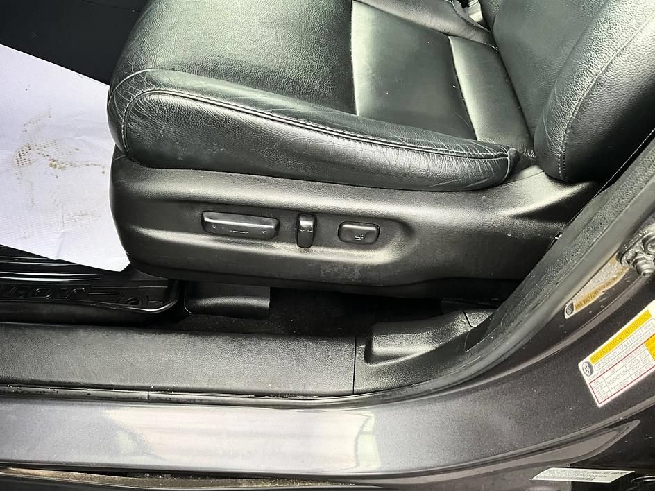 Used 2020 Honda Pilot Touring image 15