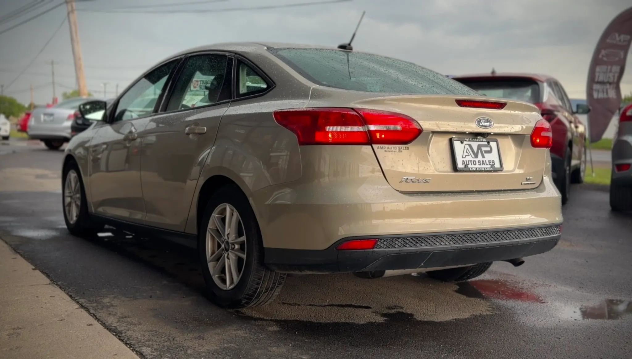 Used 2016 Ford Focus SE w/ SE Power Seat Package FWD image 4