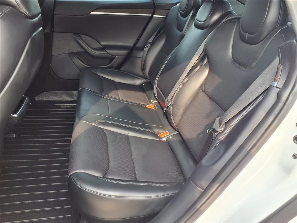 Used 2022 Tesla Model S image 26