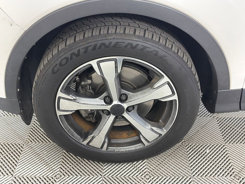 Used 2017 Ford Escape SE w/ SE Leather Comfort Package image 7