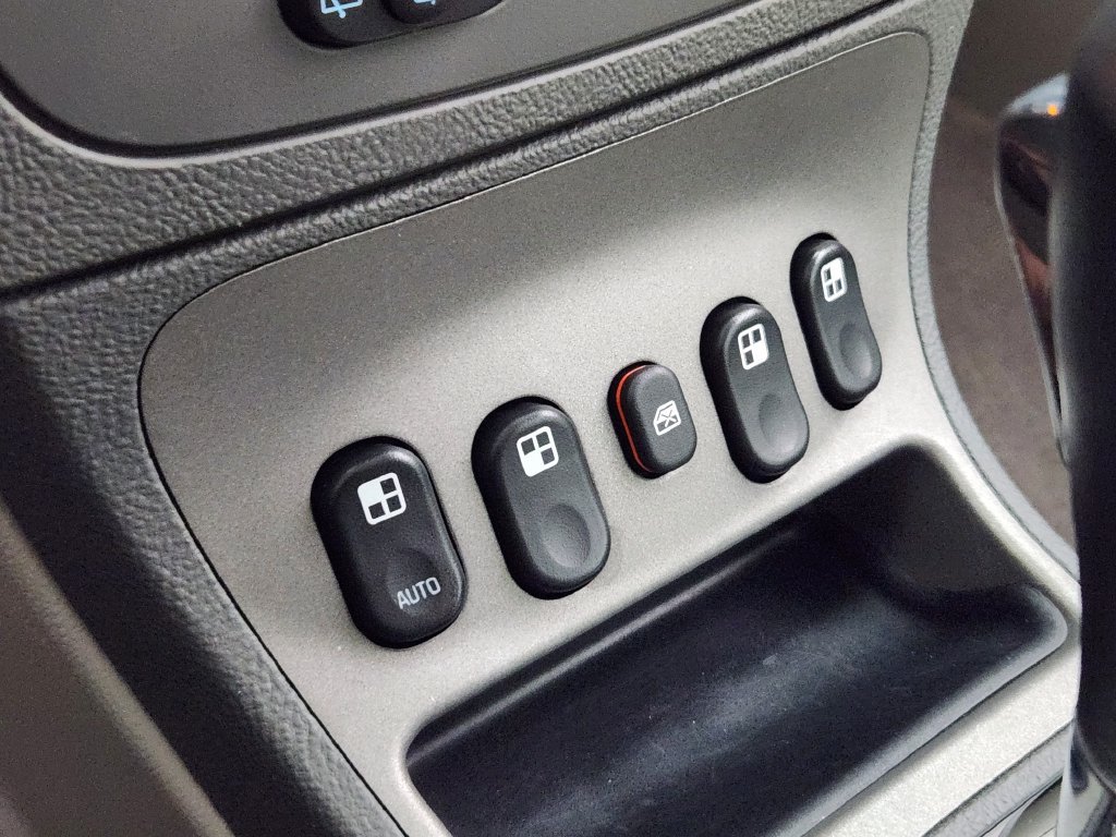 Used 2007 Chevrolet HHR LT FWD image 24