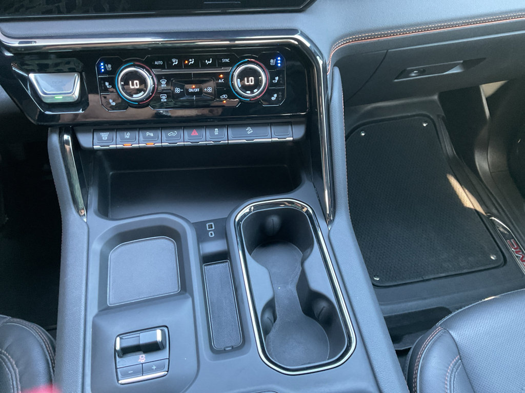 Used 2024 GMC Sierra 2500 AT4 w/ AT4 Premium Plus Package image 18