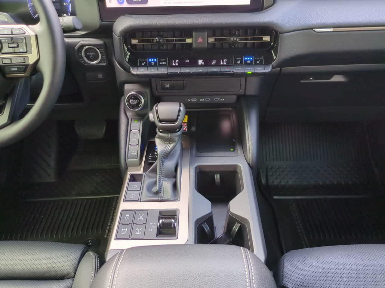 Certified 2026 Toyota Land Cruiser w/ Premium Package AWD/4WD image 18