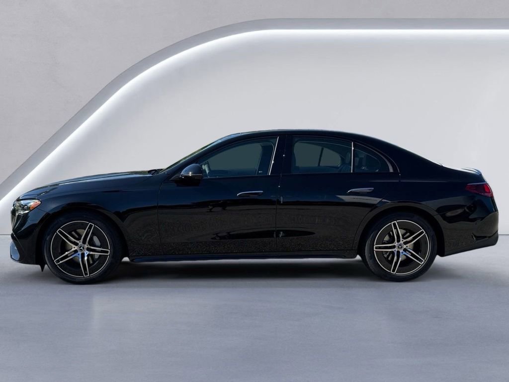 New 2026 Mercedes-Benz E 350 4MATIC Sedan image 6