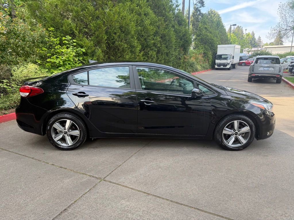Used 2018 Kia Forte S FWD image 2
