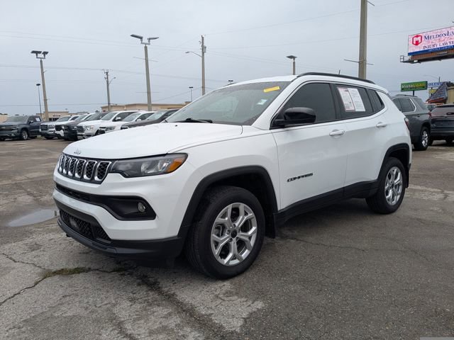 Used 2025 Jeep Compass Latitude w/ Convenience Group image 7