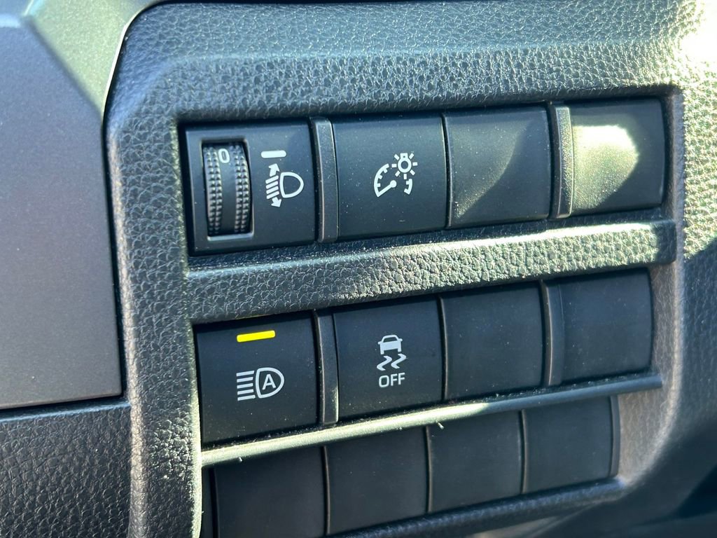 Certified 2025 Toyota Tacoma SR5 image 26