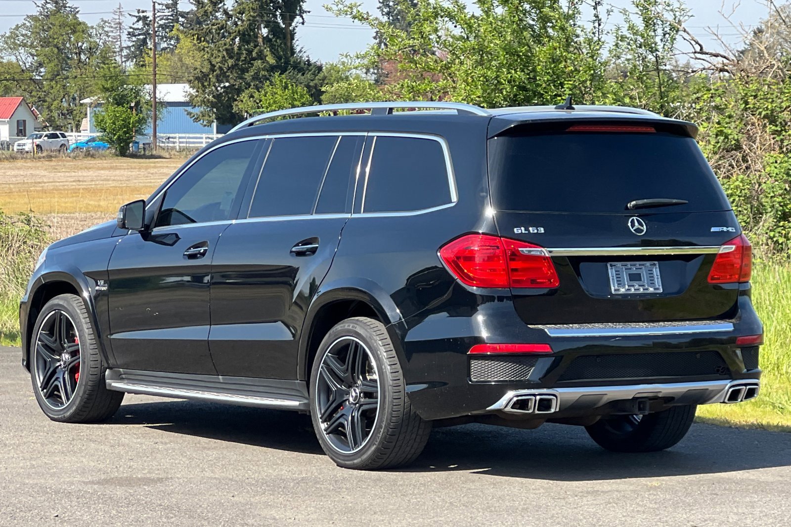 Used 2016 Mercedes-Benz GL 63 AMG 4MATIC image 6