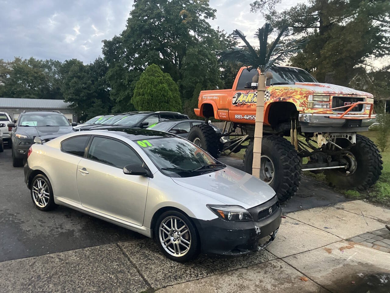 Used 2007 Scion tC FWD image 2