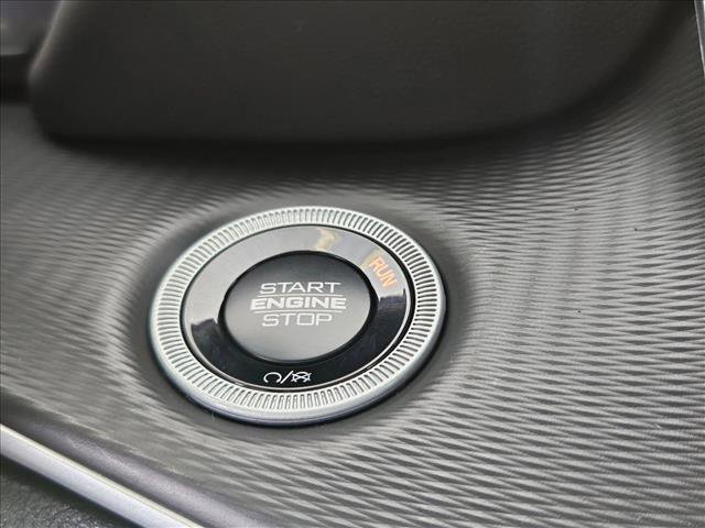 New 2025 Jeep Grand Cherokee L Altitude image 12