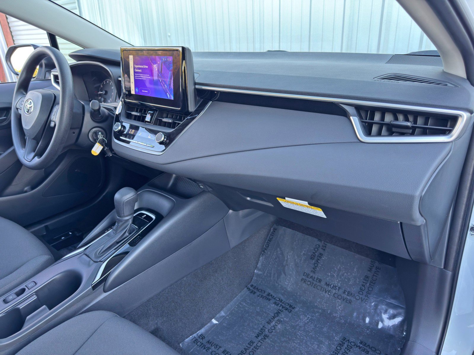 Used 2025 Toyota Corolla LE image 11