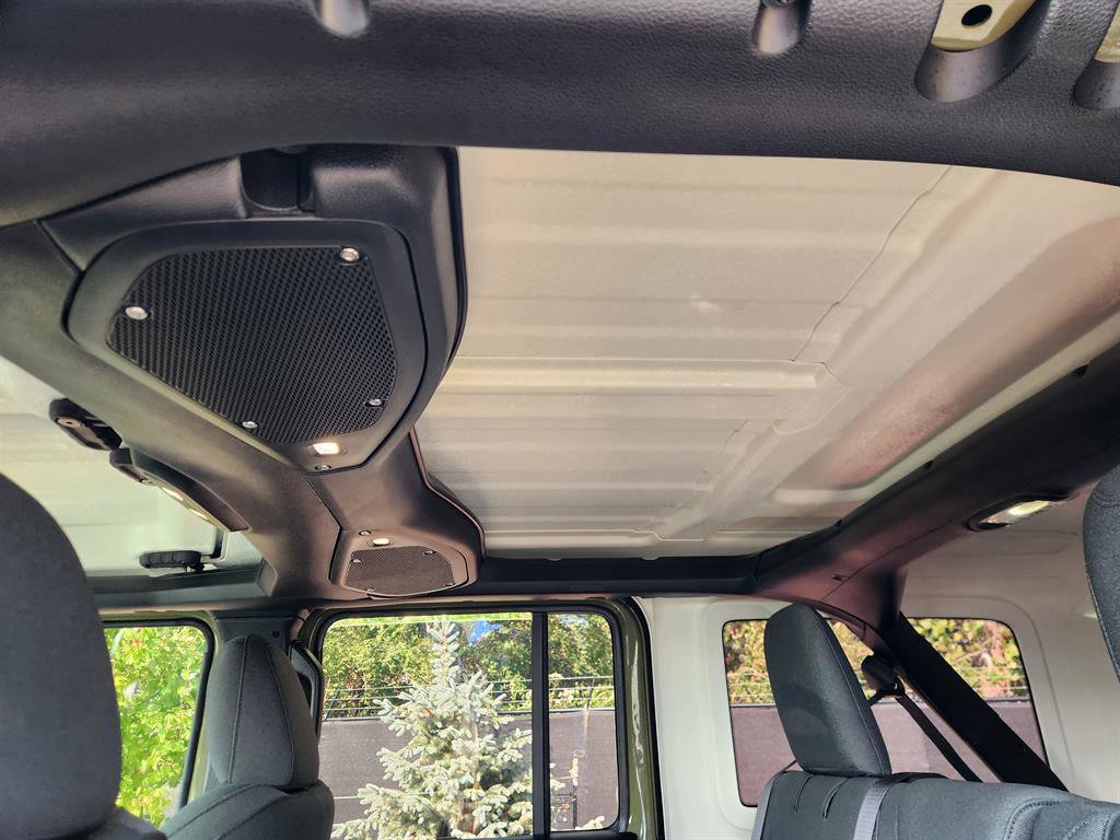 Used 2025 Jeep Wrangler Sport image 27