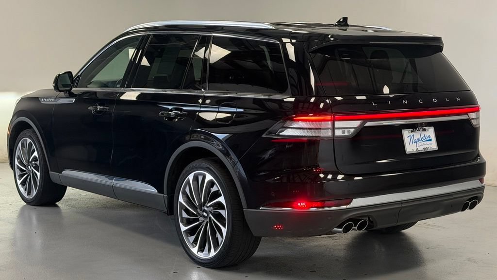 Used 2021 Lincoln Aviator Reserve w/ Equipment Group 202A AWD/4WD image 4