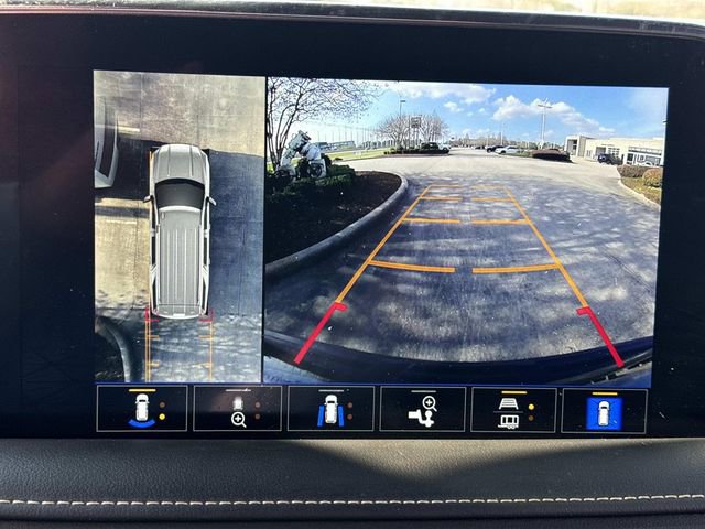 Used 2022 GMC Yukon SLT w/ SLT Premium Package image 27