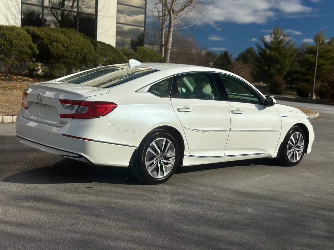 Used 2019 Honda Accord Touring image 8