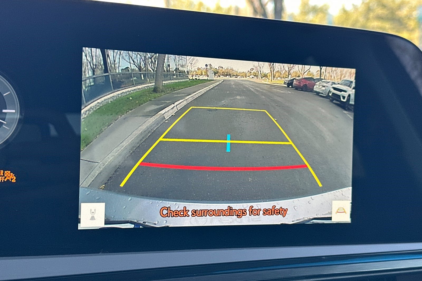 Certified 2025 Lexus ES 300h w/ Premium Package image 24