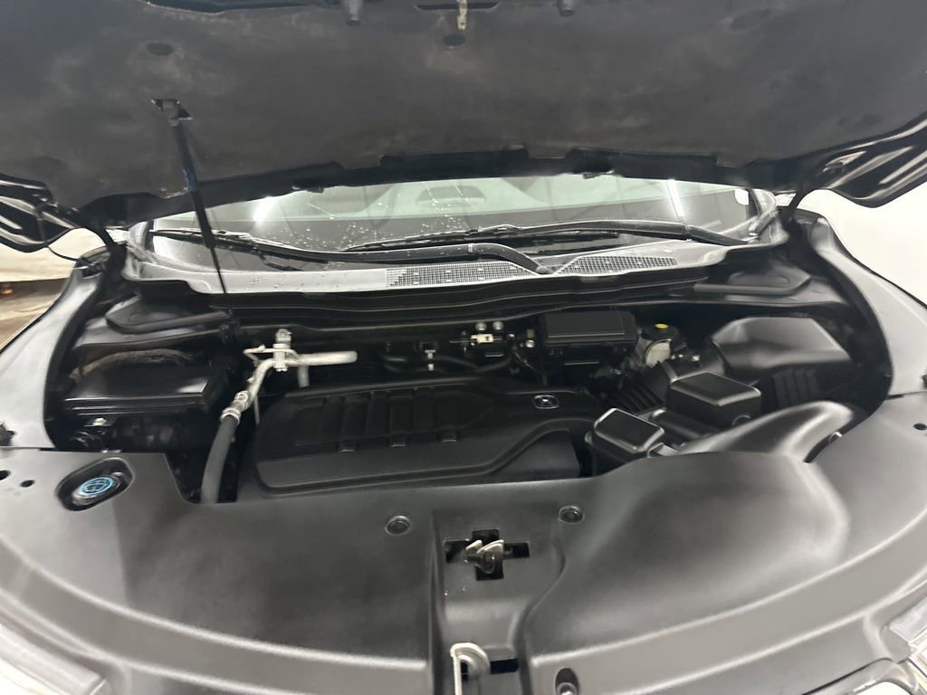 Used 2020 Acura MDX FWD image 32