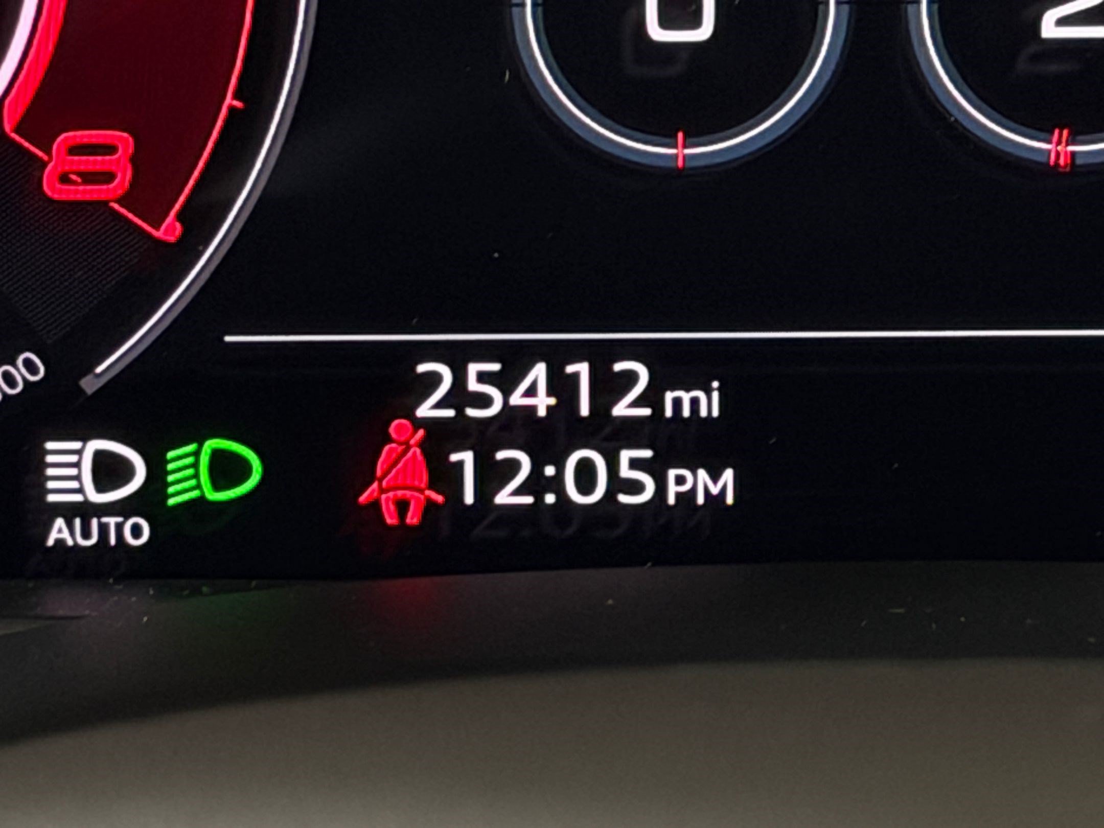 Used 2024 Audi RS Q8 w/ Black Optic Package AWD/4WD image 22