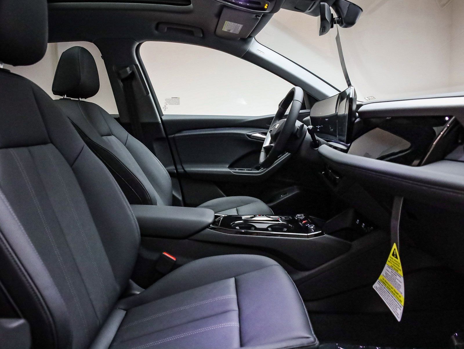 New 2025 Audi Q6 e-tron Premium AWD/4WD image 20