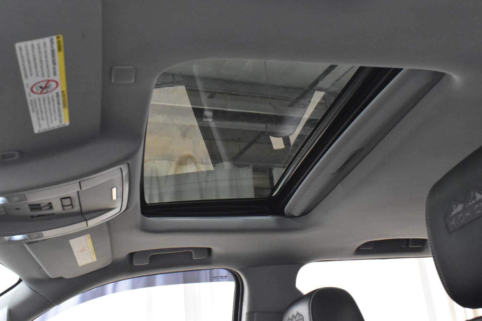 Used 2017 Chevrolet Silverado 2500 High Country w/ Duramax Plus Package image 4