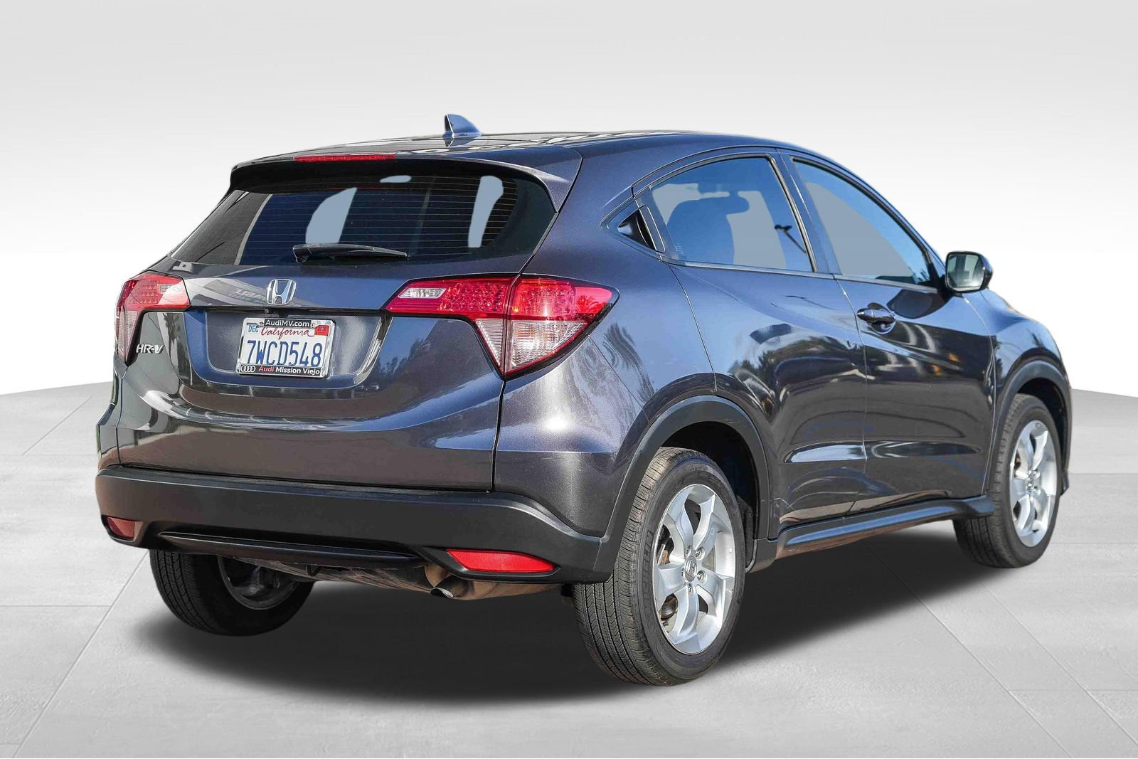 Used 2016 Honda HR-V LX image 8