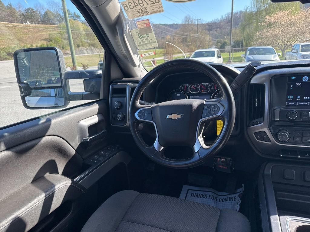 Used 2019 Chevrolet Silverado 2500 LT image 22