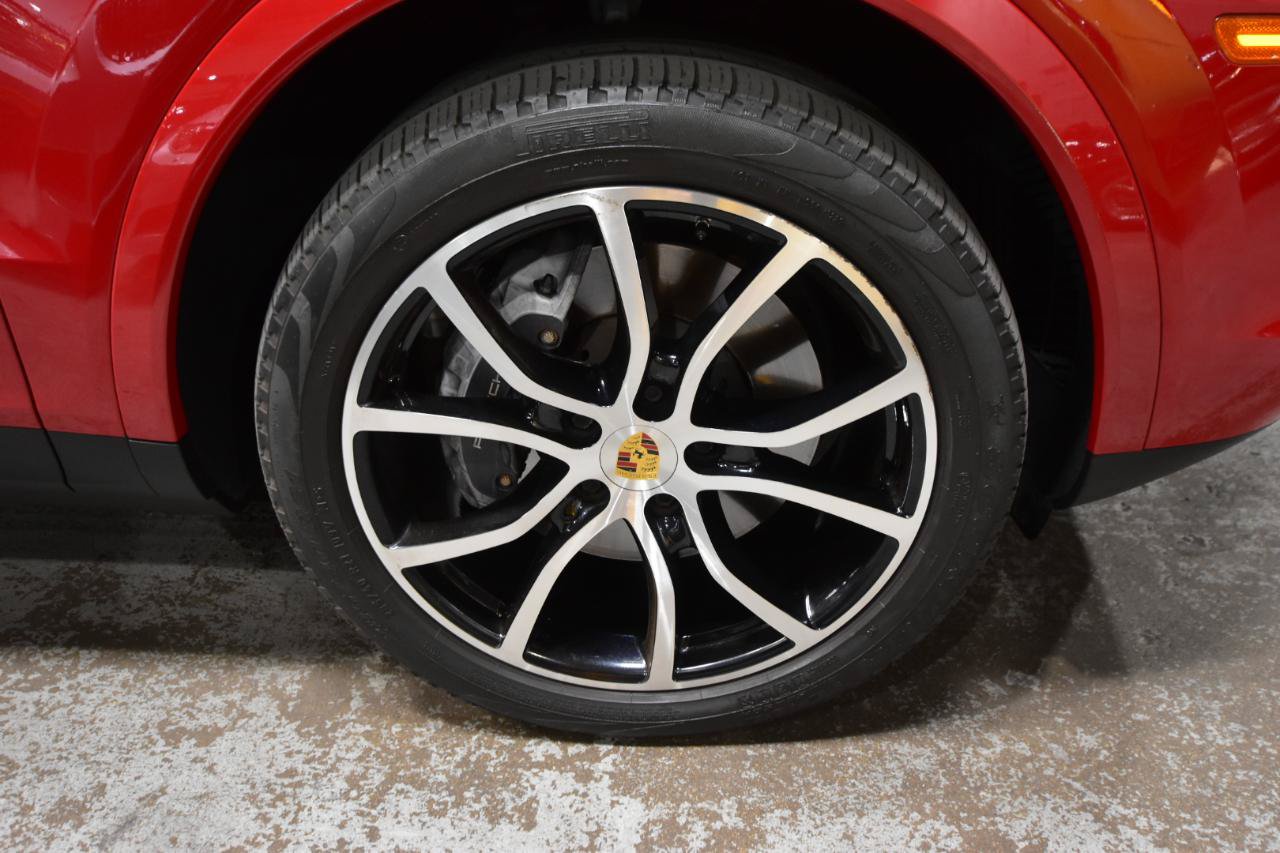 Used 2021 Porsche Cayenne AWD/4WD image 63