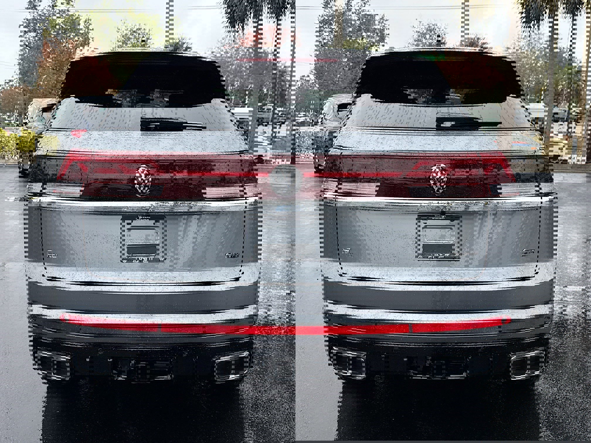 New 2025 Volkswagen Atlas Cross Sport SEL Premium R-Line image 5