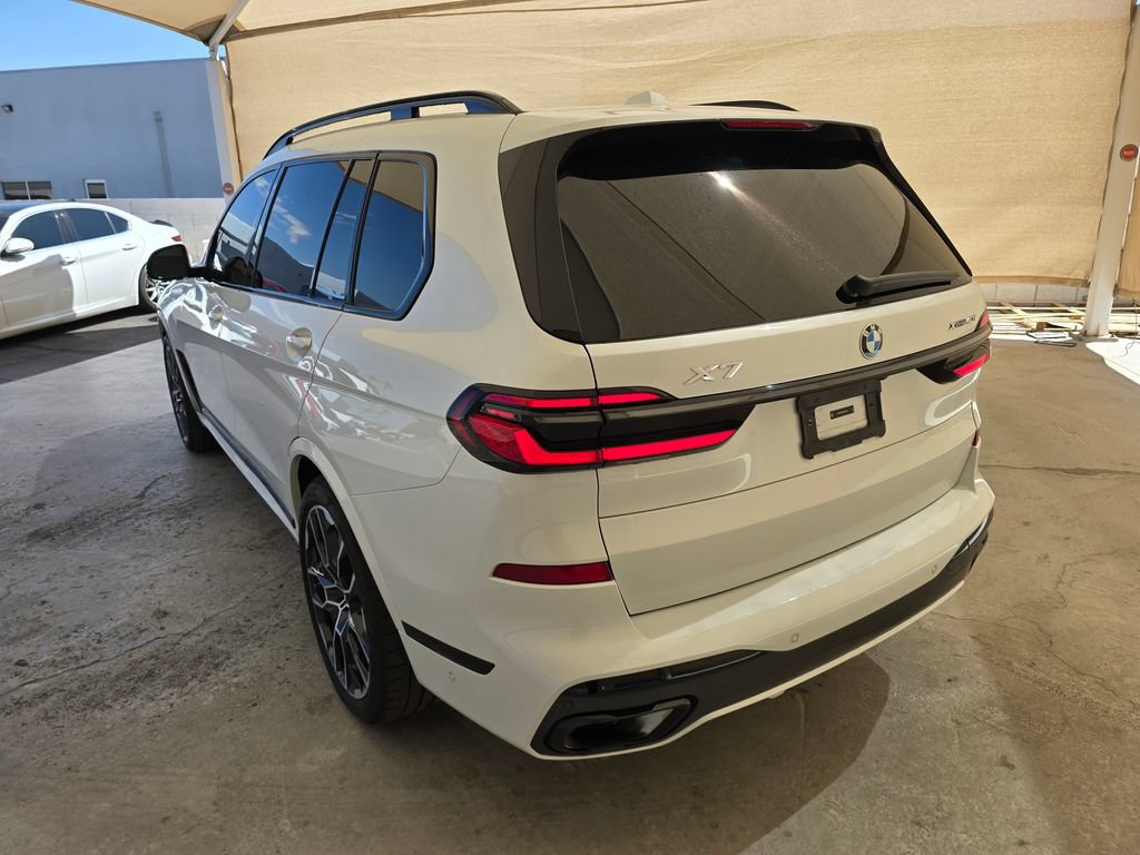 Used 2025 BMW X7 xDrive40i w/ Executive Package AWD/4WD image 10