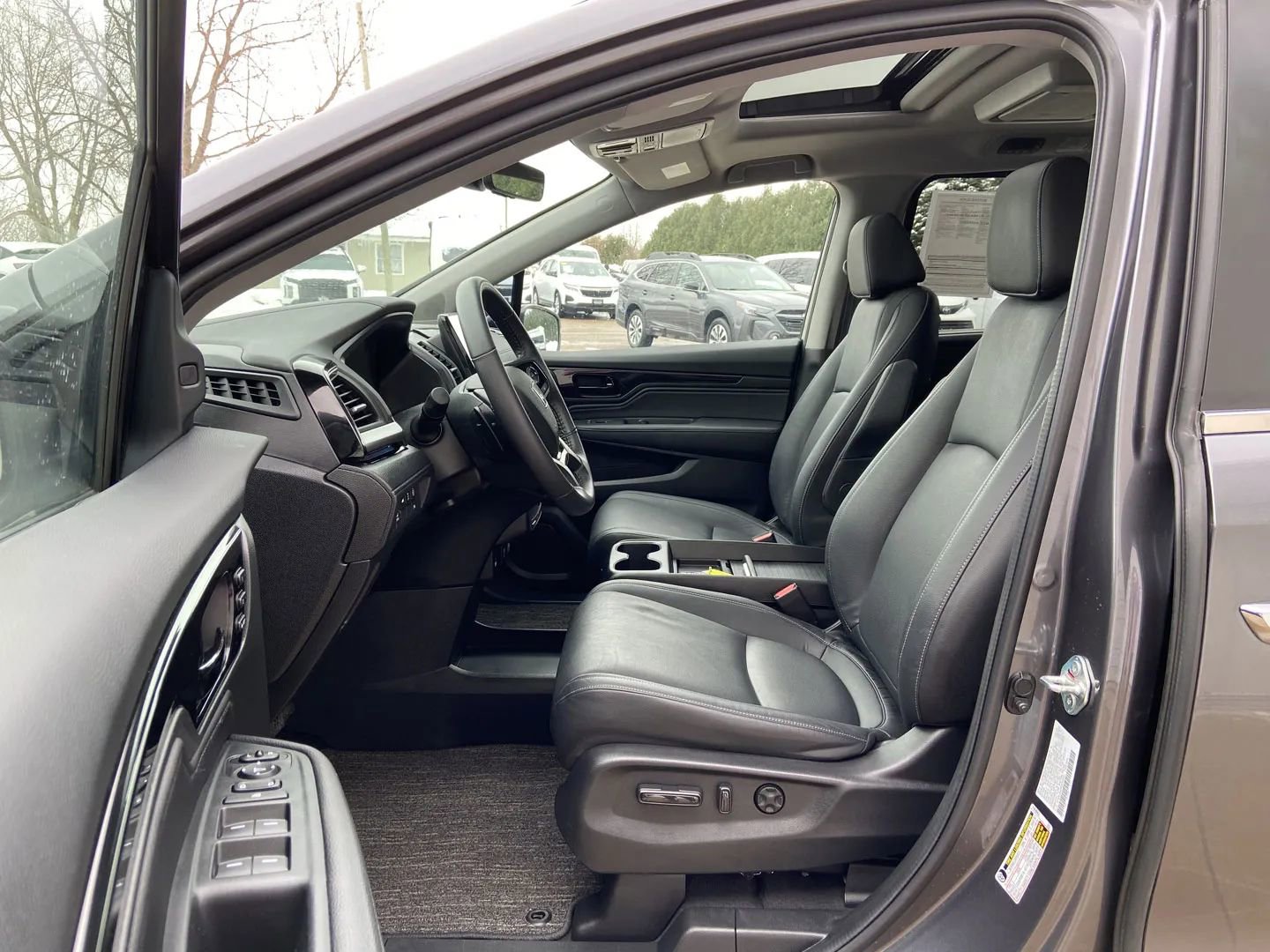 Used 2024 Honda Odyssey Touring image 11