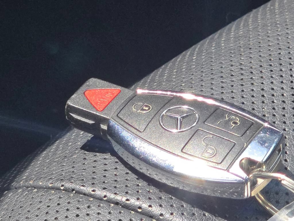 Certified 2016 Mercedes-Benz S 550 4MATIC Sedan image 37
