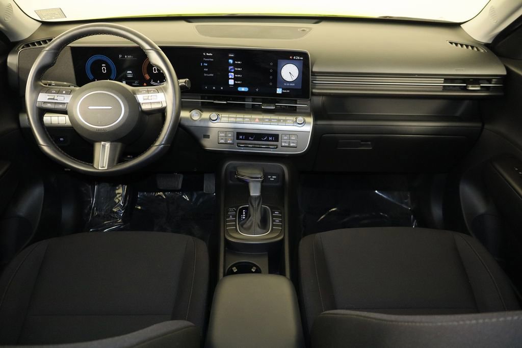 Used 2025 Hyundai Kona SEL image 14