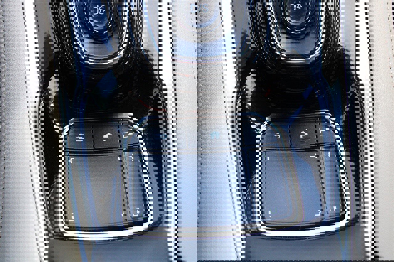 Certified 2024 Acura RDX Premium SH-AWD image 25