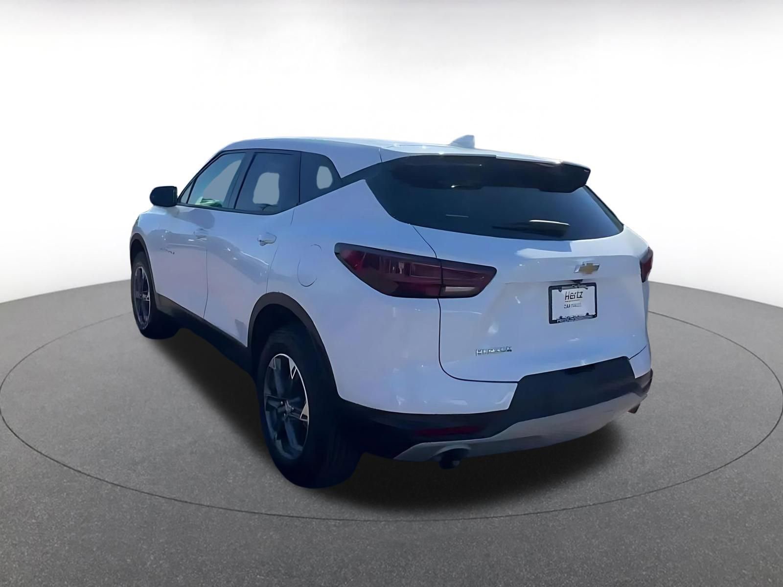 Used 2025 Chevrolet Blazer LT image 11