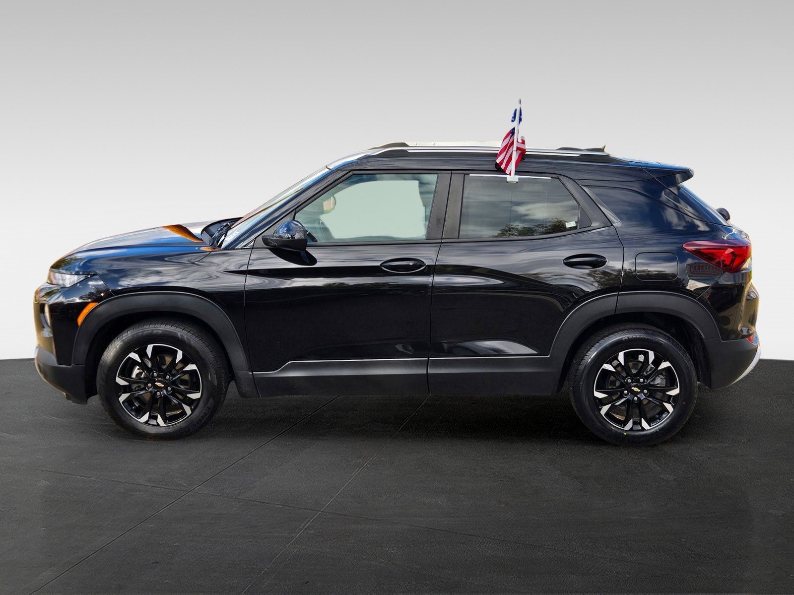 Used 2021 Chevrolet TrailBlazer LT w/ Premium Seating Package image 7