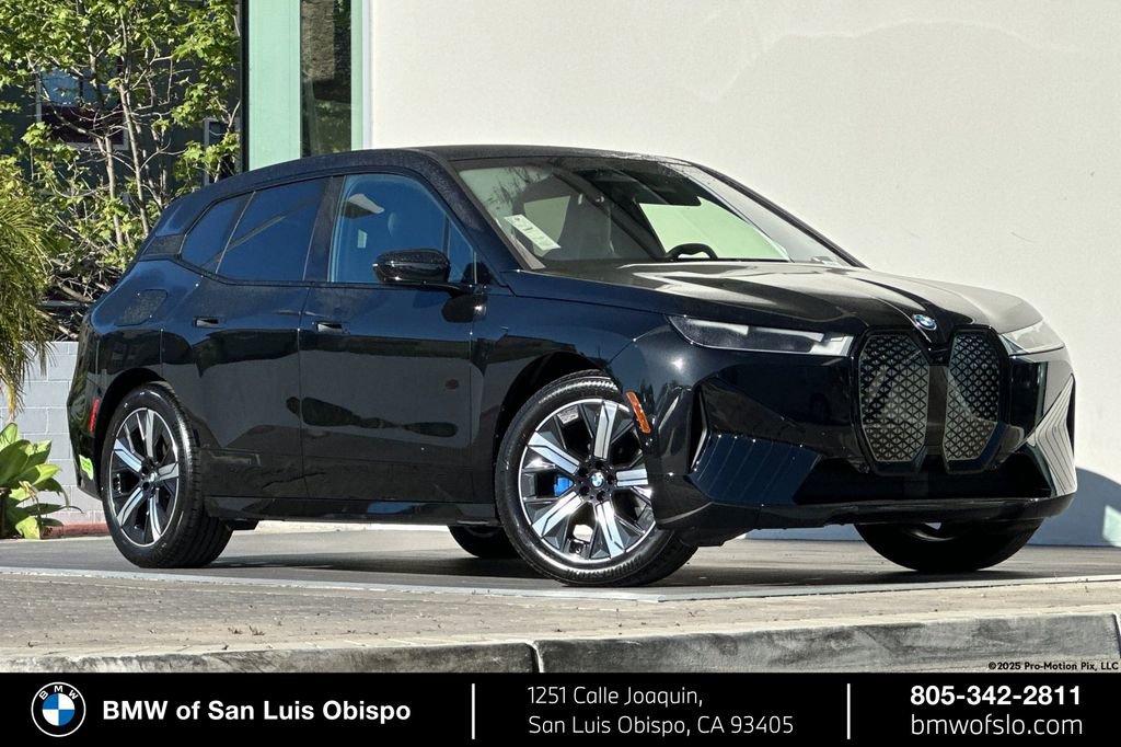 Used 2023 BMW iX xDrive50 w/ Premium Package image 1