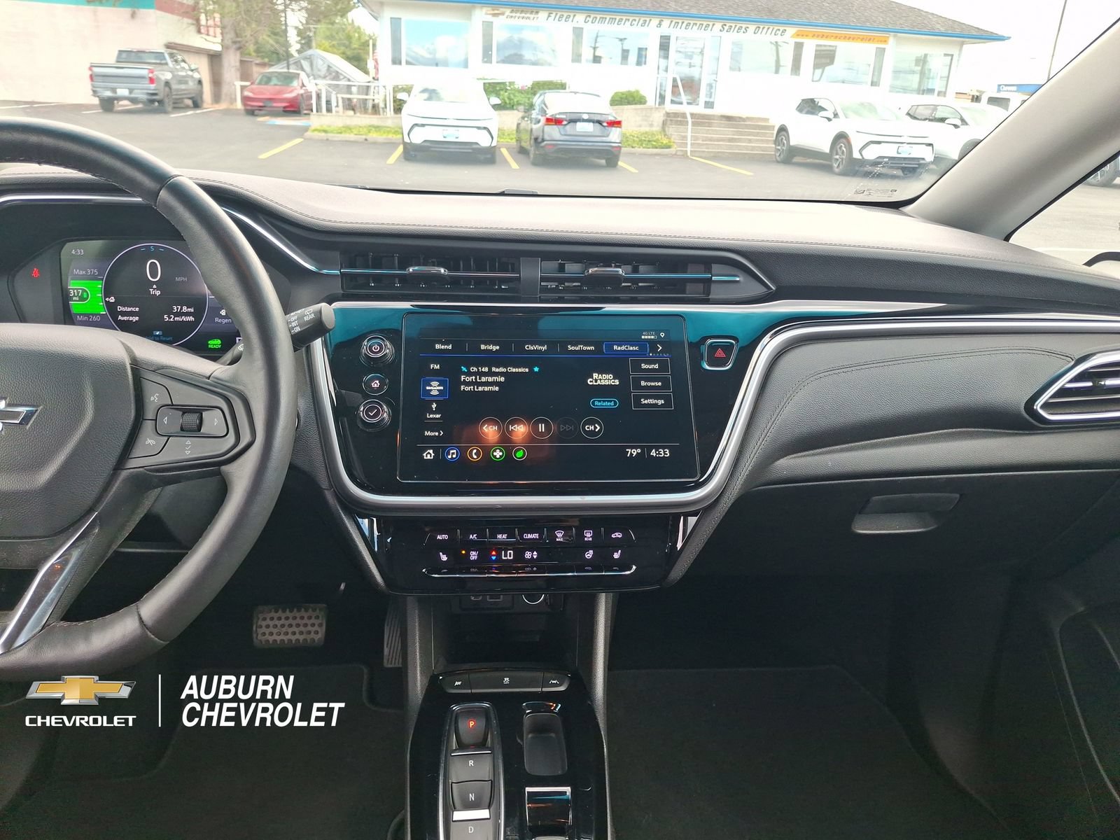 Used 2023 Chevrolet Bolt LT FWD image 11