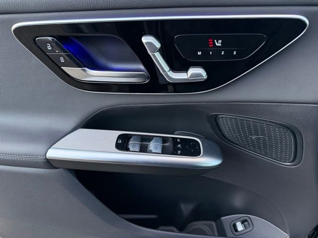 Used 2026 Mercedes-Benz GLC 300 4MATIC image 16