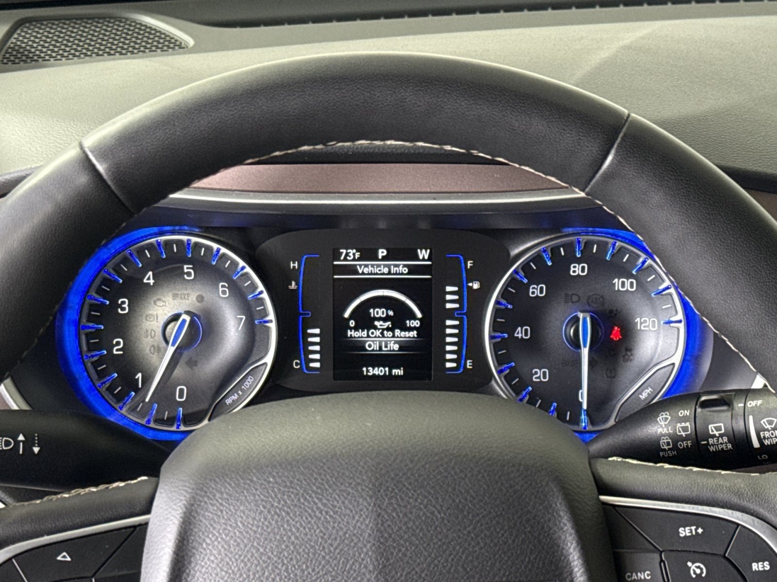 Used 2024 Chrysler Voyager LX FWD image 17