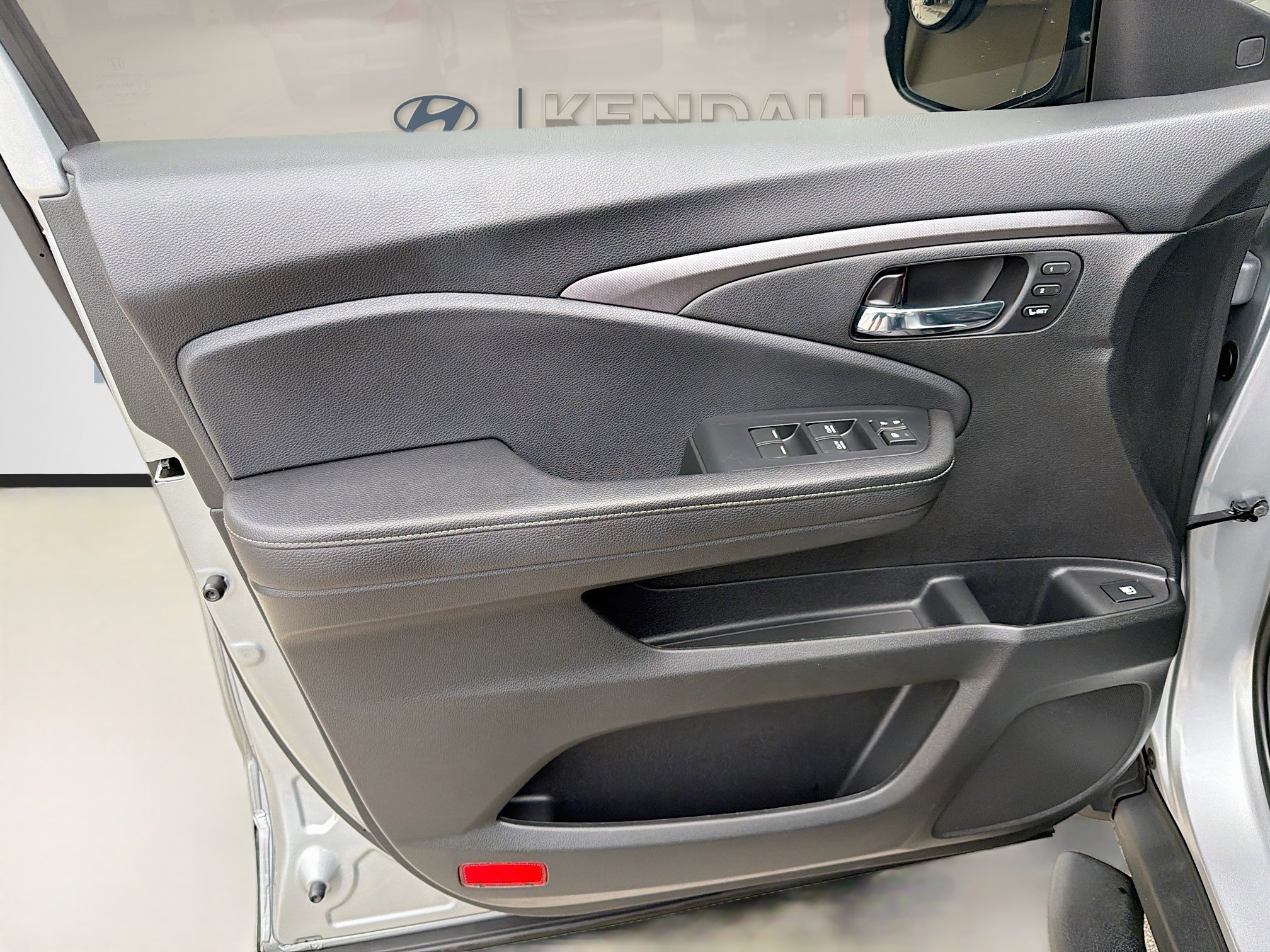 Used 2025 Honda Ridgeline RTL image 17