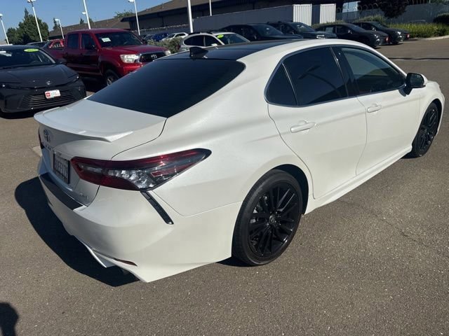 Used 2021 Toyota Camry XSE FWD image 8