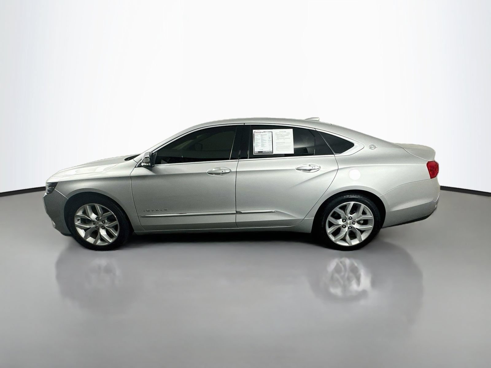 Used 2018 Chevrolet Impala Premier FWD image 4