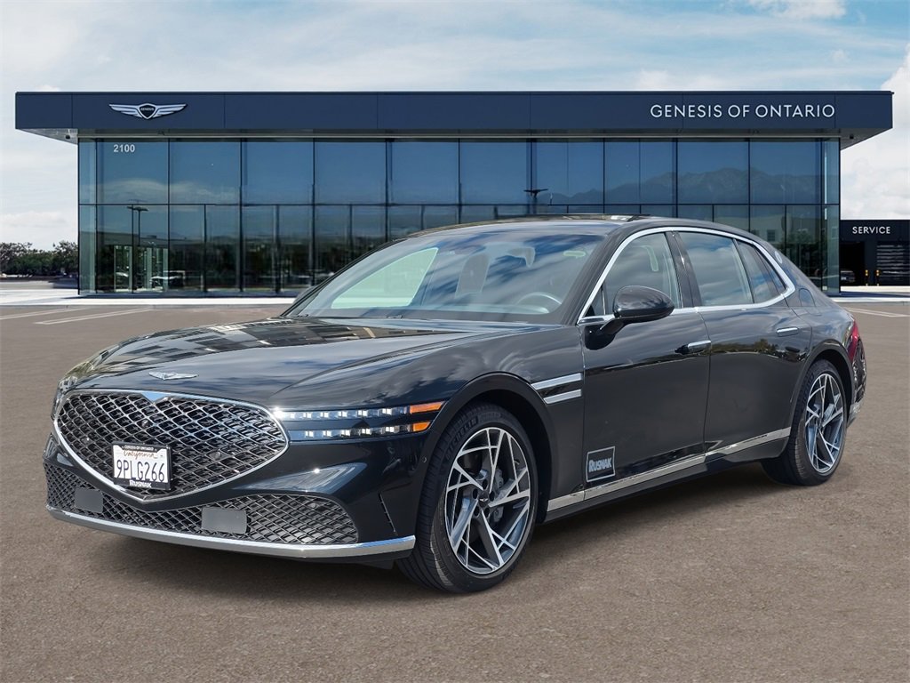 Used 2024 Genesis G90 3.5T image 3