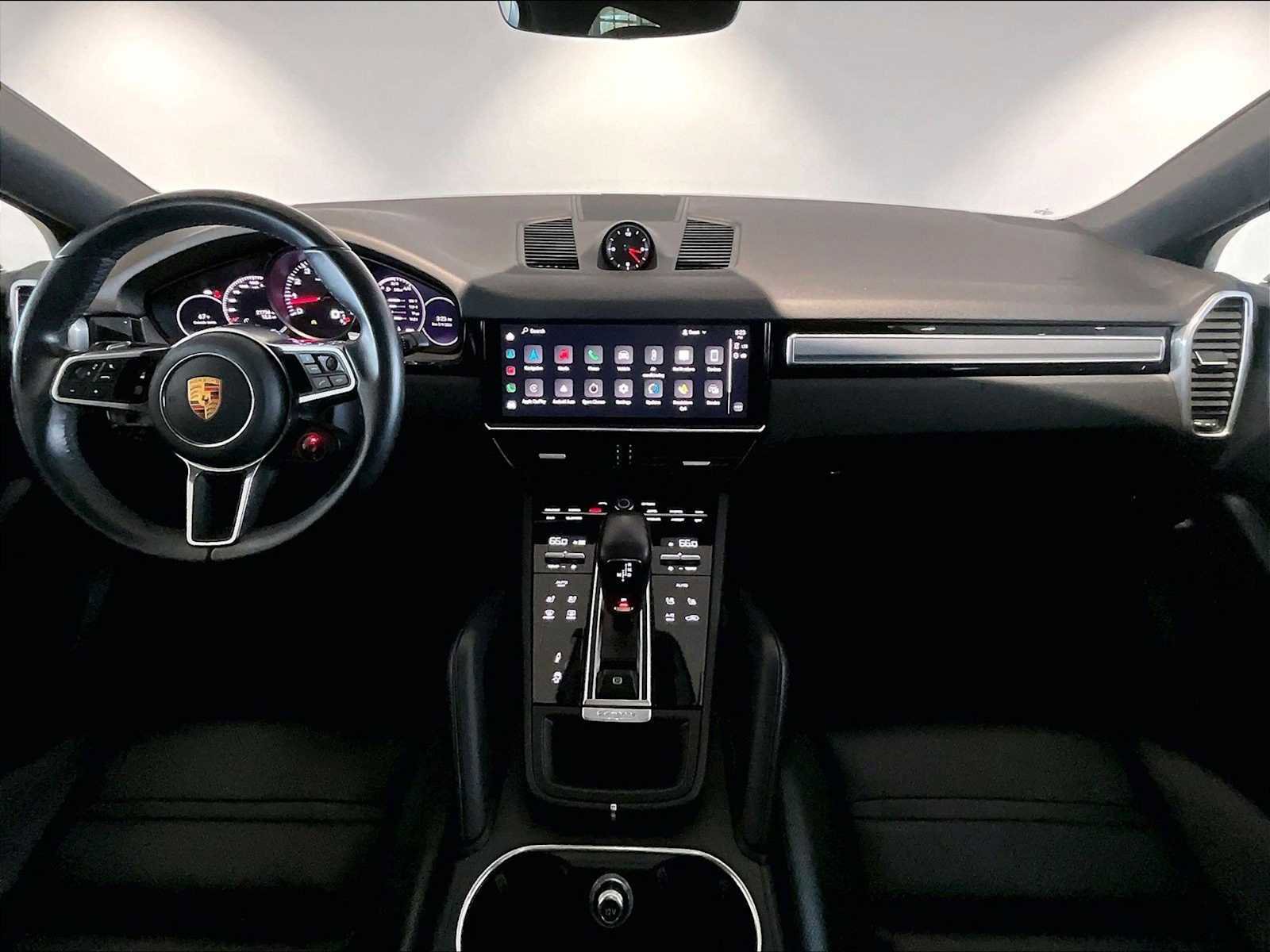 Used 2023 Porsche Cayenne Platinum Edition image 17