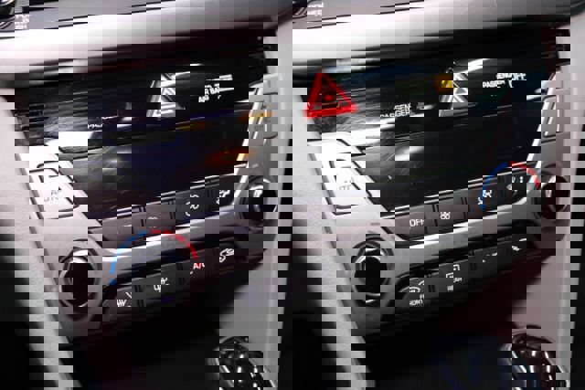 Used 2017 Hyundai Elantra ECO image 19