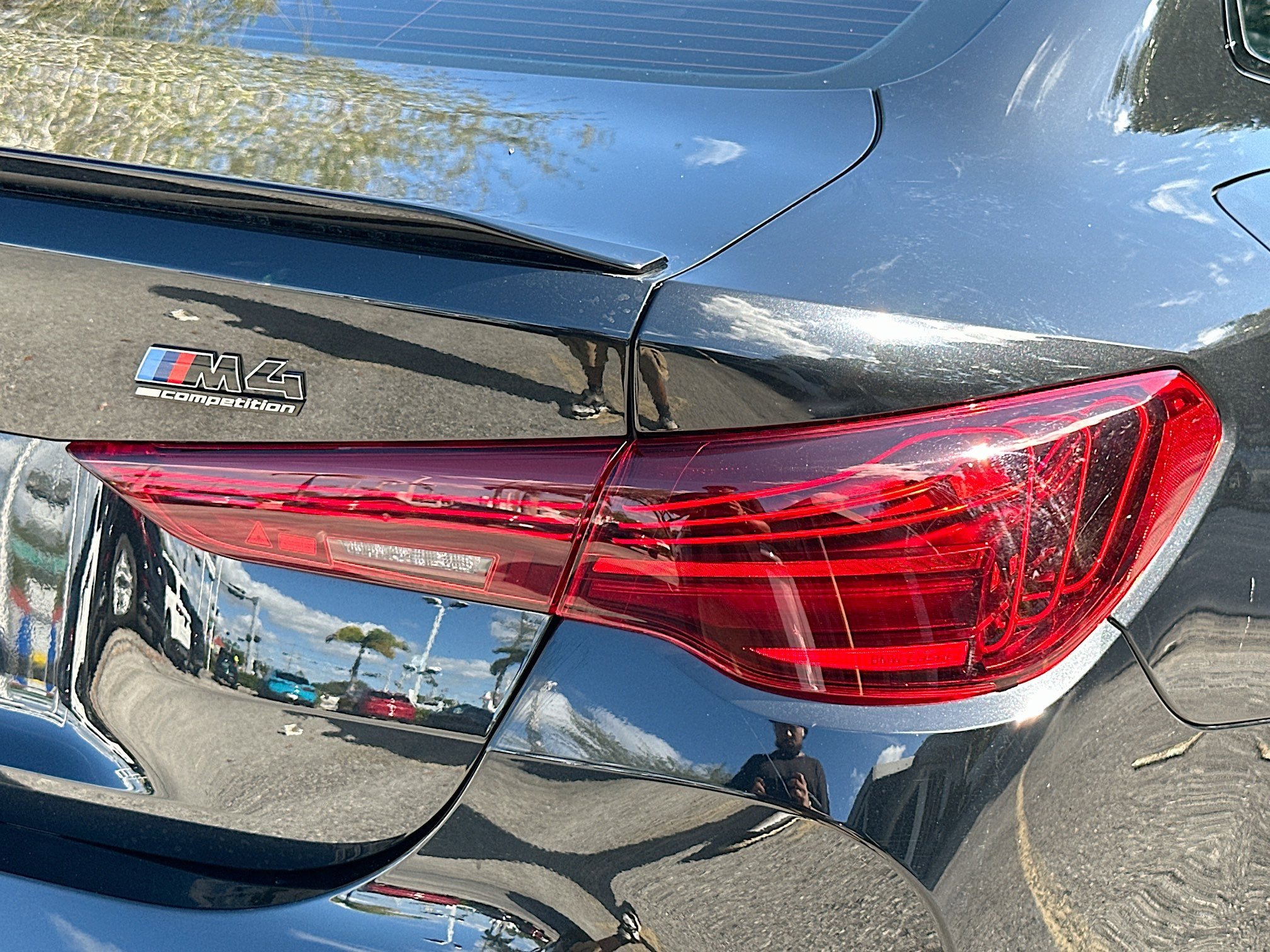 Used 2025 BMW M4 xDrive Competition w/ Executive Package image 32