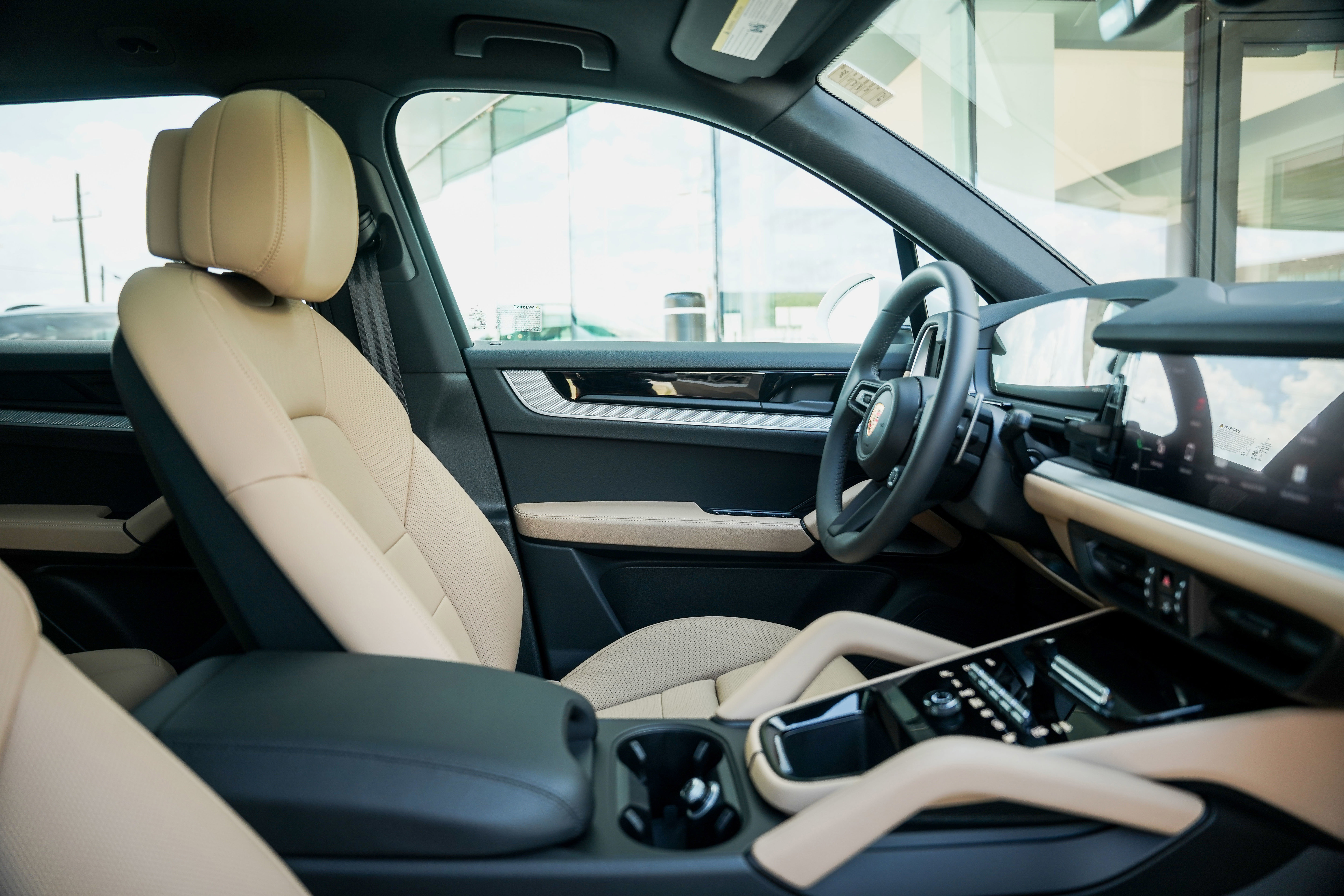 New 2026 Porsche Cayenne E-Hybrid AWD/4WD image 33