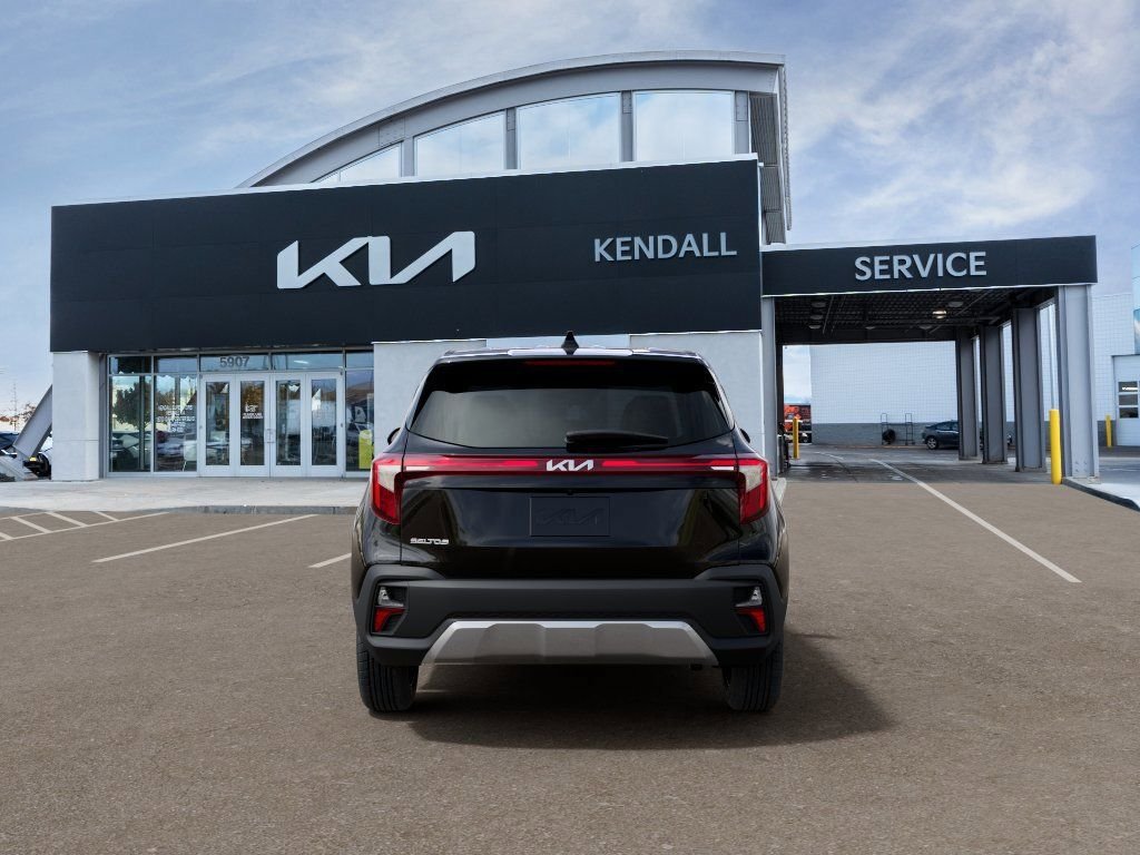 New 2026 Kia Seltos LX FWD image 5
