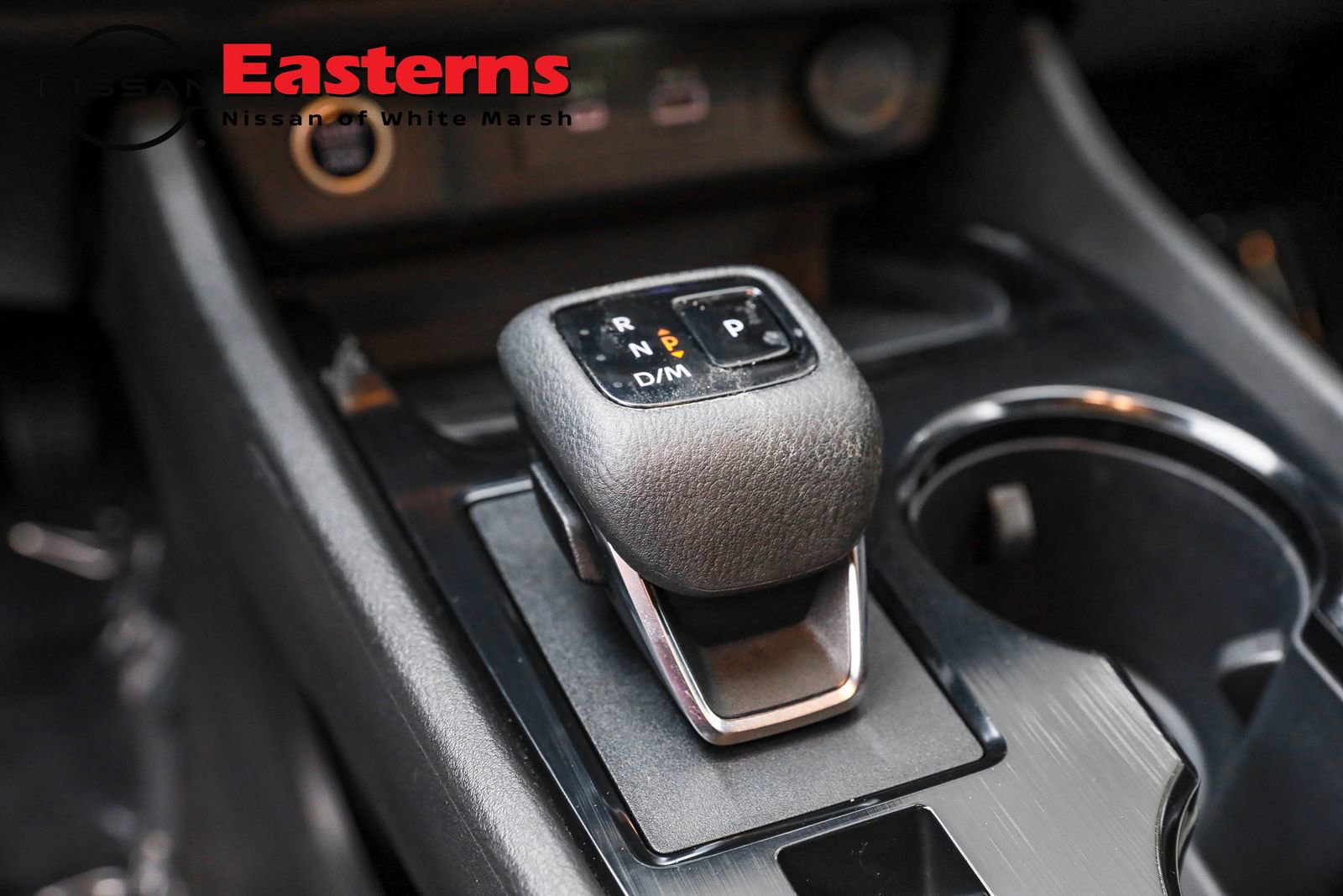 Used 2022 Nissan Rogue SV image 32