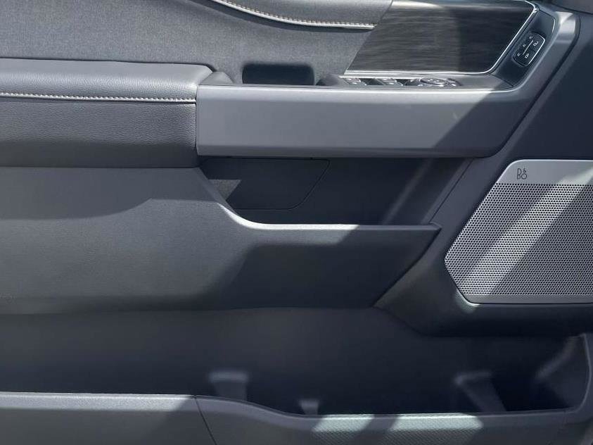 New 2025 Ford F150 Lariat w/ Equipment Group 502A High image 16